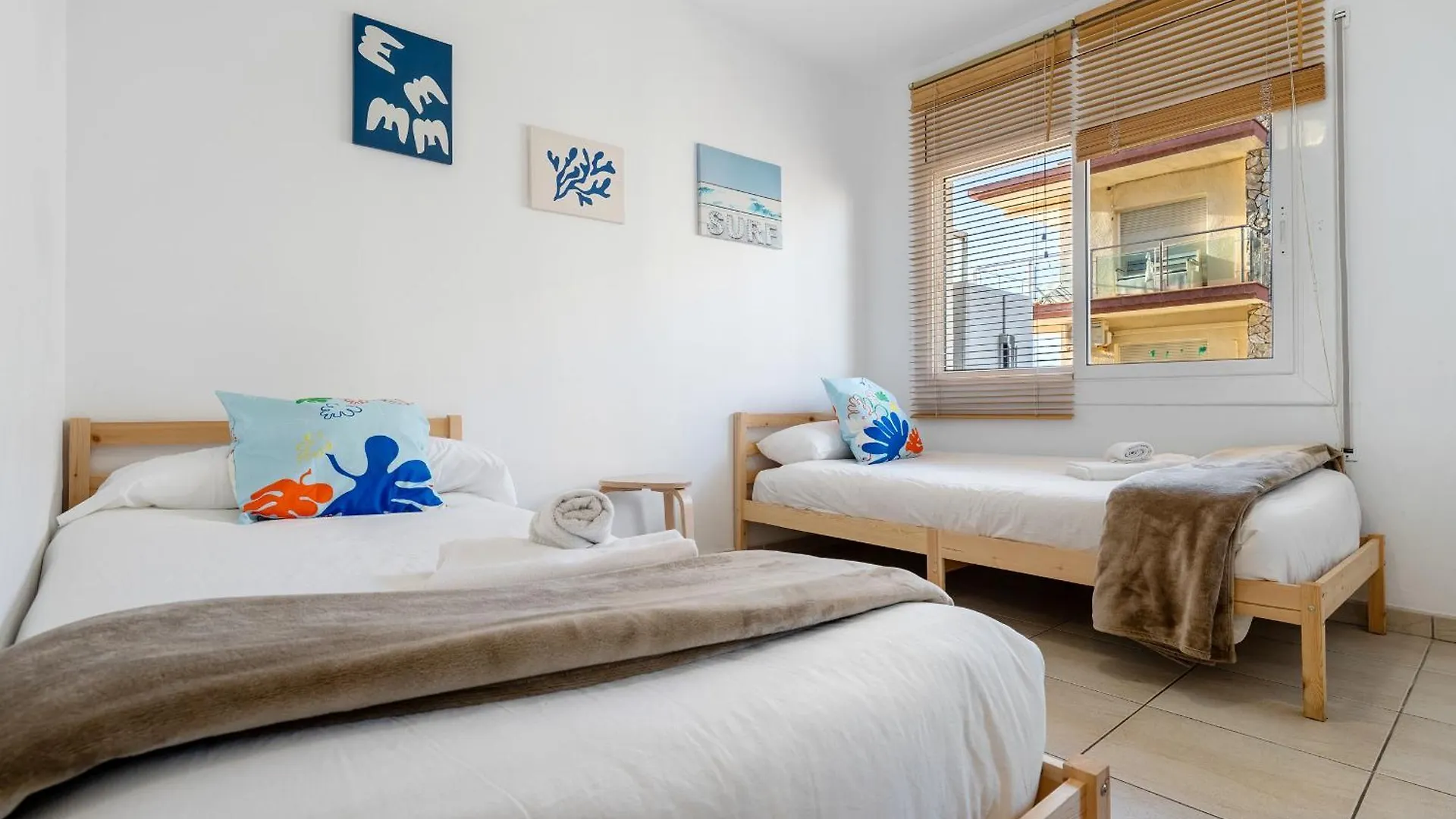 Hauzify I Apartament Llevant Apartment Santa Susanna